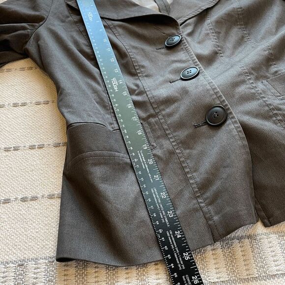 Women's Gray Jacket - Picture 8 of 10